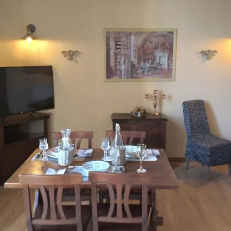 Le Dimore Di Lucrezia :la Loggia Apartment