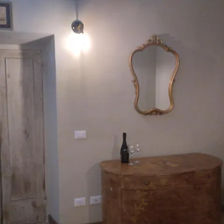 Le Dimore Di Lucrezia :la Loggia