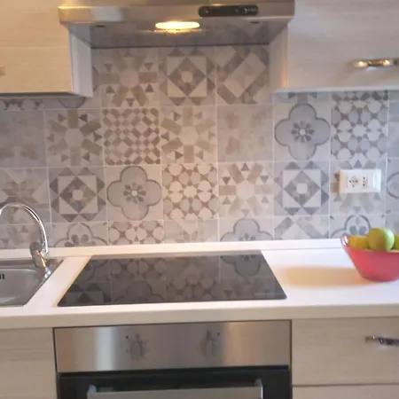 Le Dimore Di Lucrezia :la Loggia Apartment *